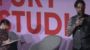 Speaker und Künstlerin