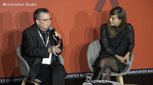 Image of Véronique Cardi and Éditions du Masque talking