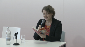 Nina Blazon liest vor