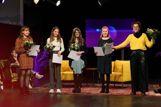 die Gewinnnerinnen von Frankfurt Young Stories 2021