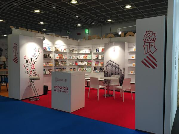 Valencia Stand
