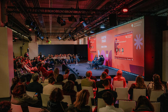 The Hof Live in Frankfurt 2025 Centre Stage Panel